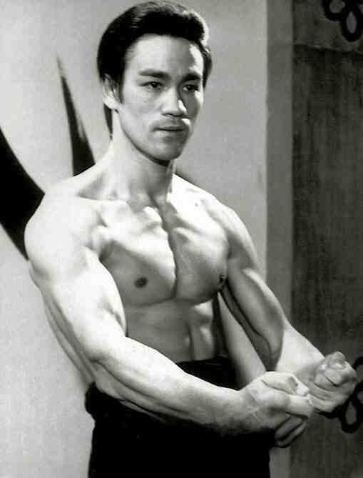 What kung fu style did Bruce Lee do?