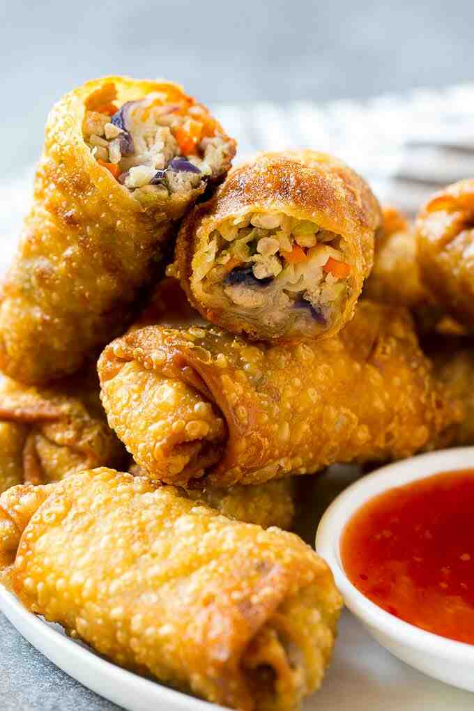 What are egg rolls made of?